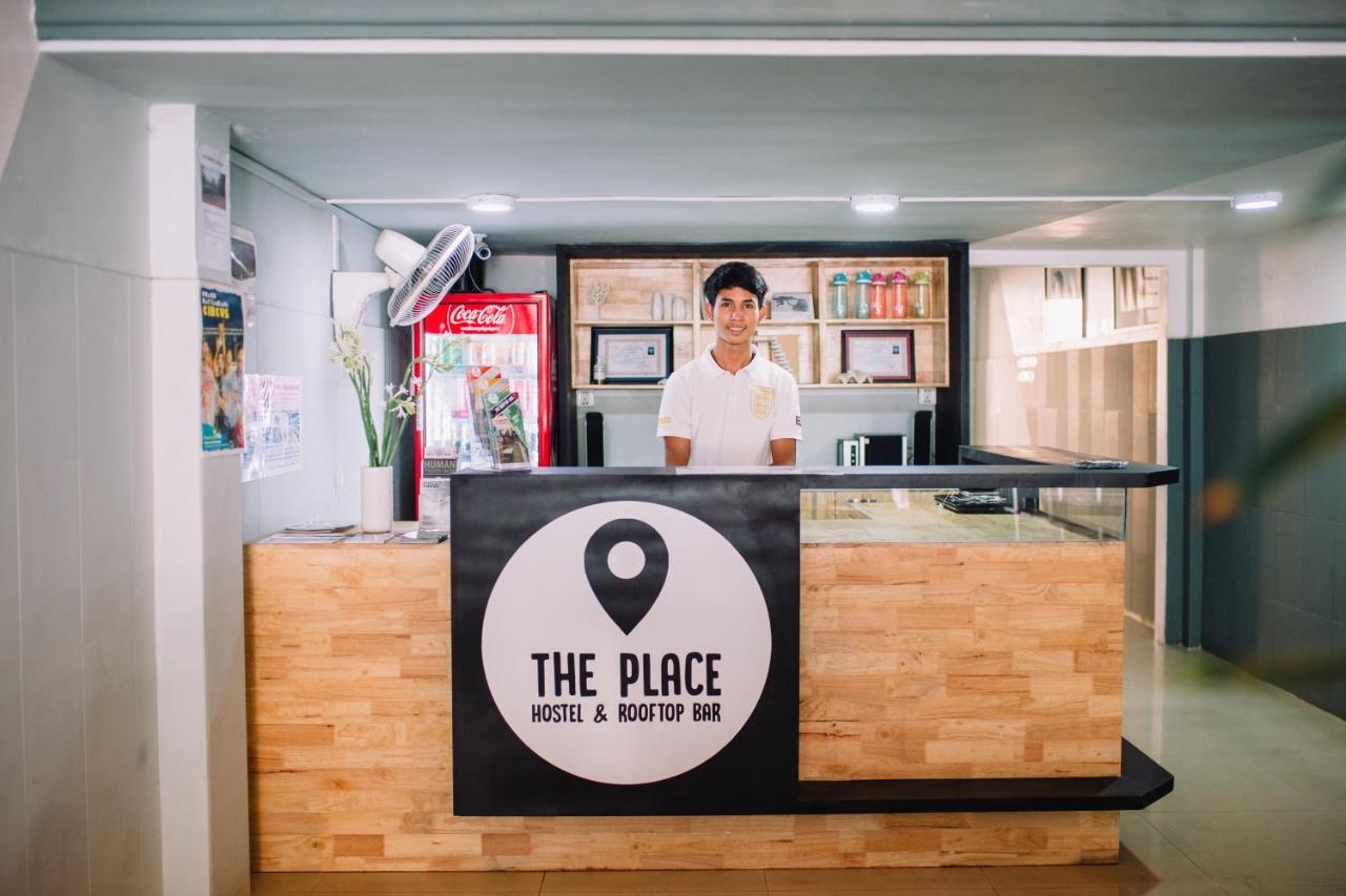 The Place Hostel Battambang Bagian luar foto
